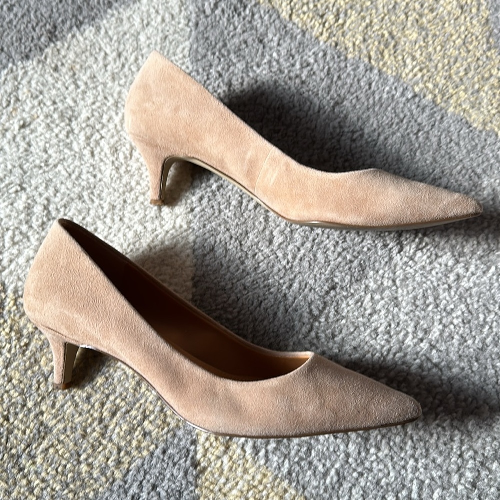 J. Crew Nude/Tan Pointed Toe Heels - Picture 2 of 5